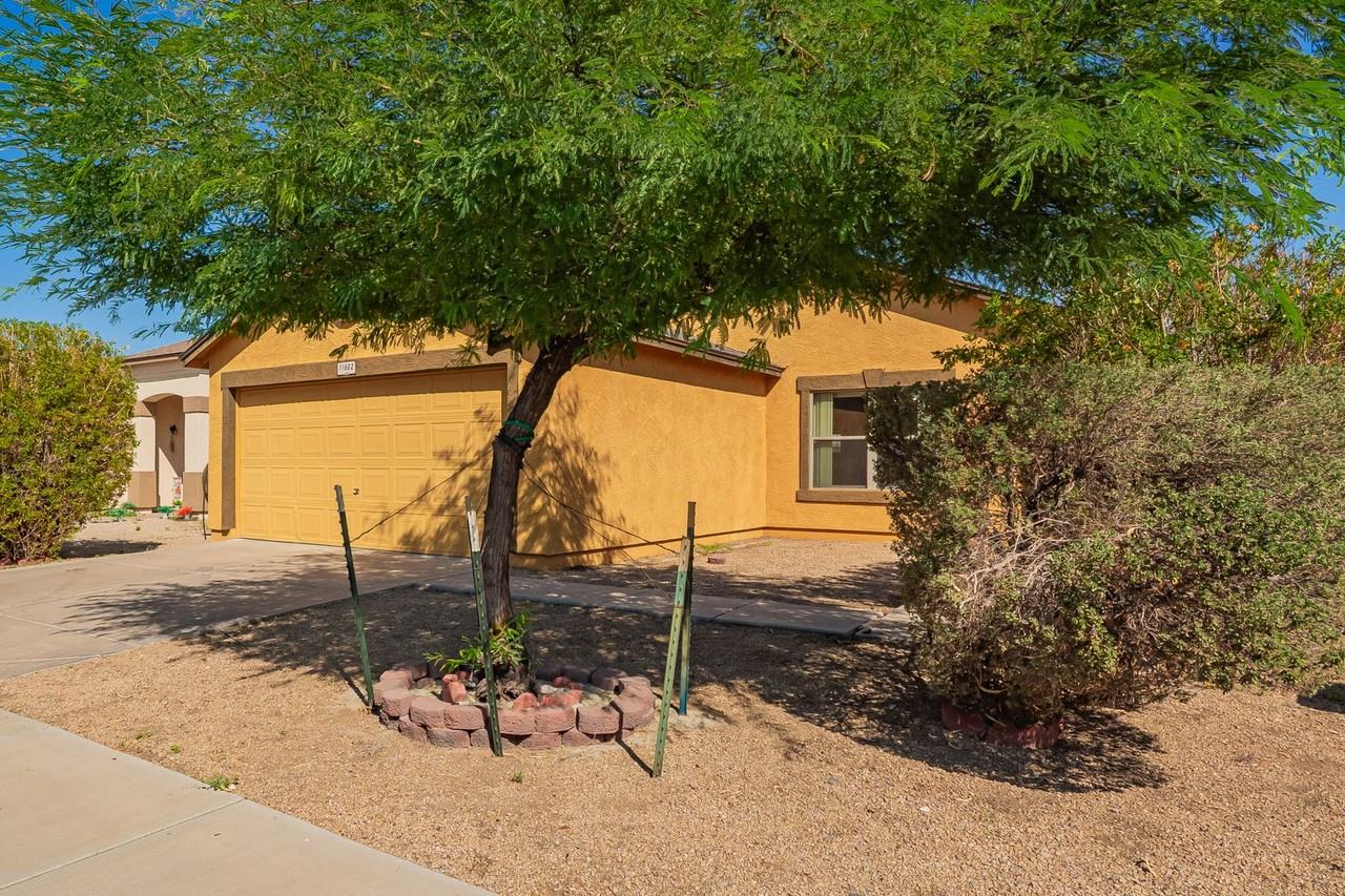 11602 West Bloomfield Road - Photo 6 of 35