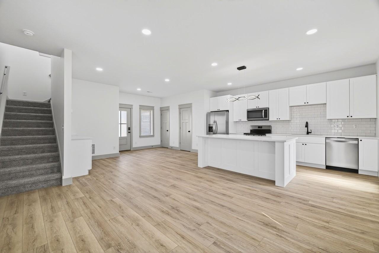 430 East 10th Street #2 - Photo 5 of 22