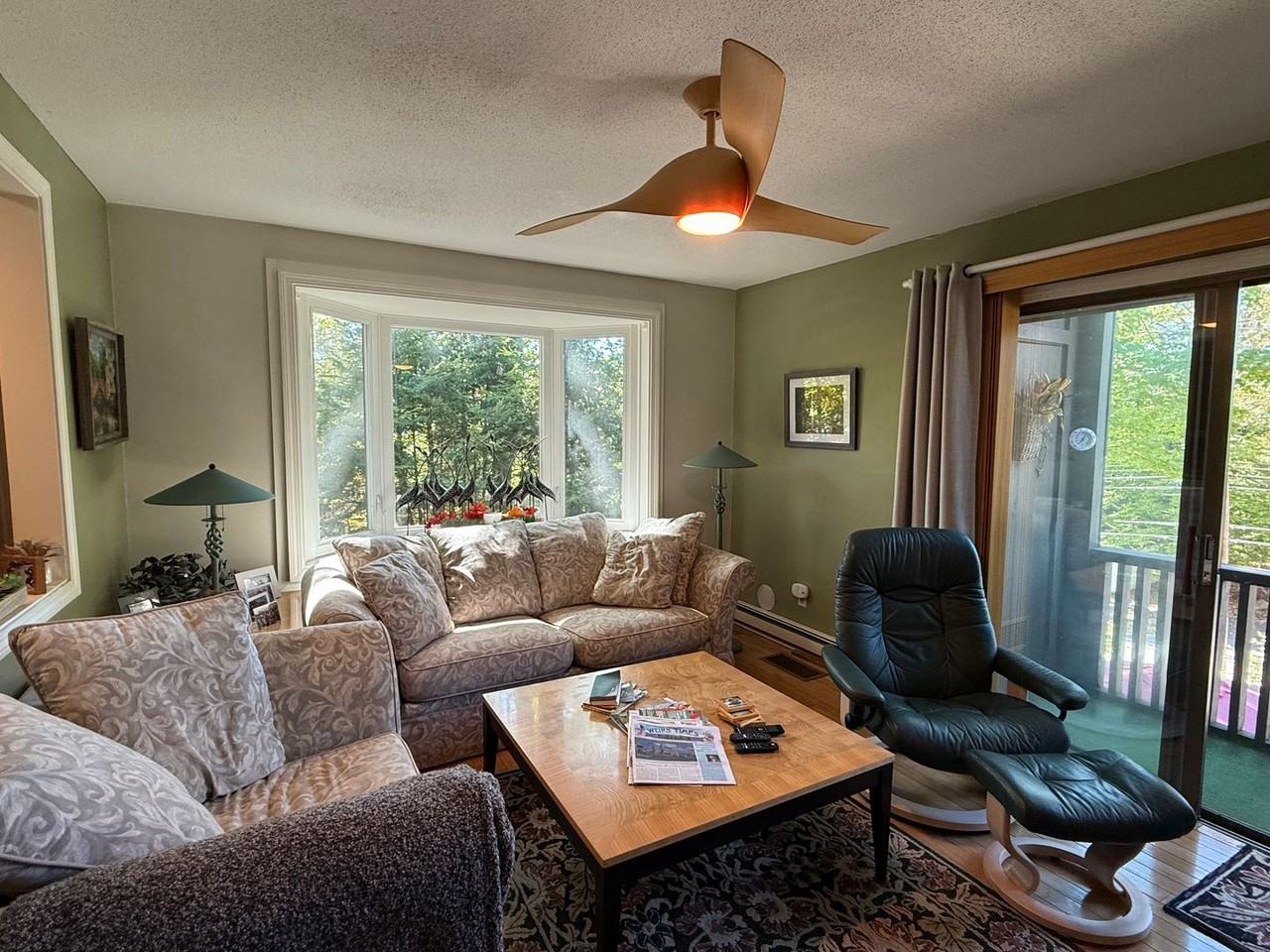 833 Weirs Blvd - Photo 6 of 29
