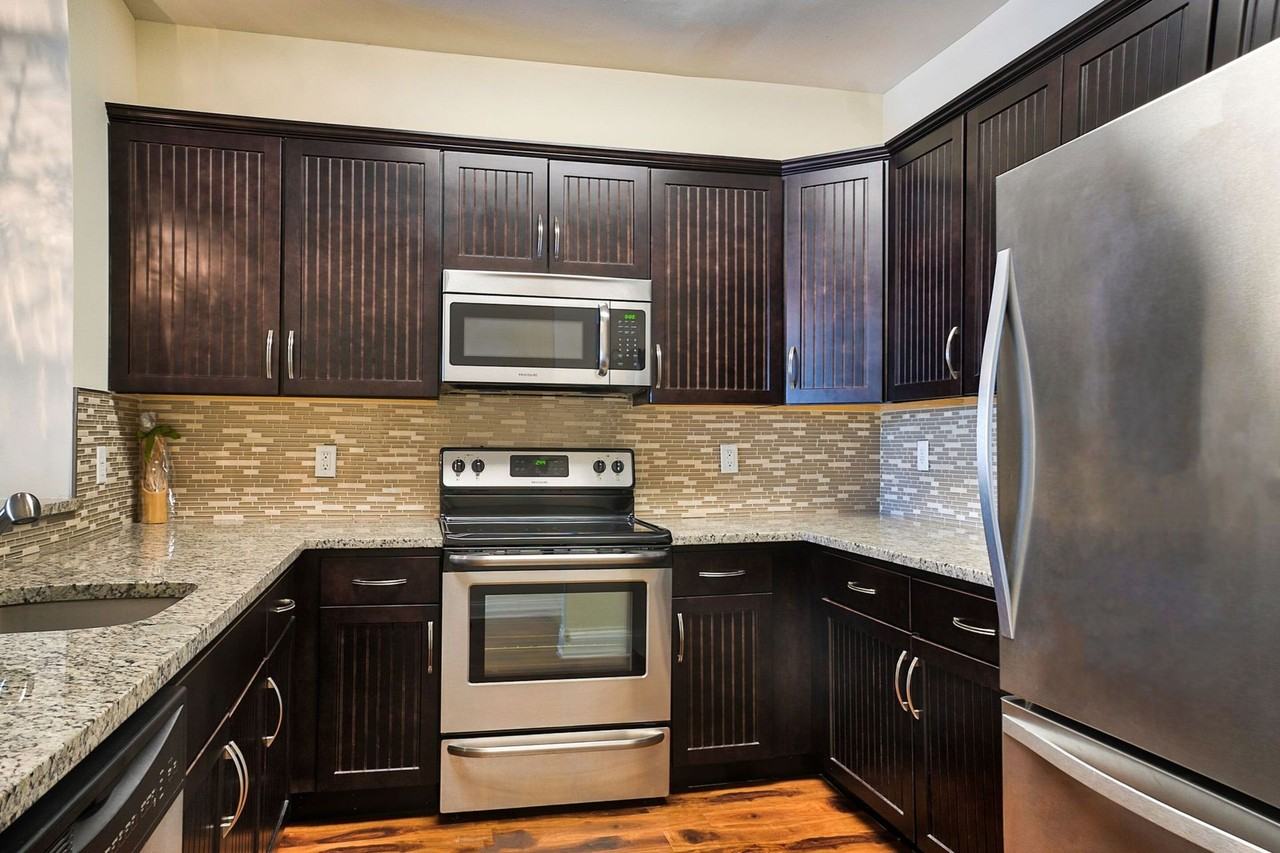 Captain's Lookout - Photo 6 of 16