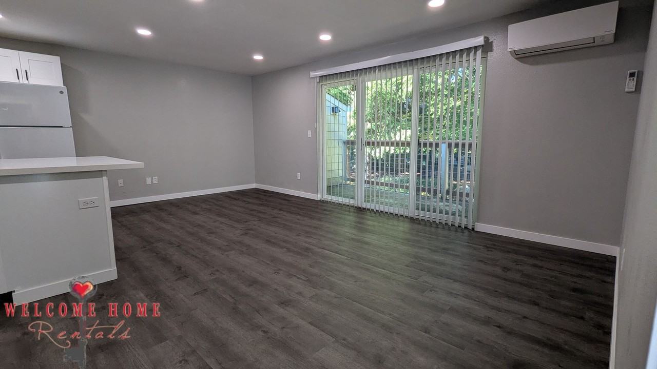 2400 Elliott Avenue Northwest - Photo 4 of 26