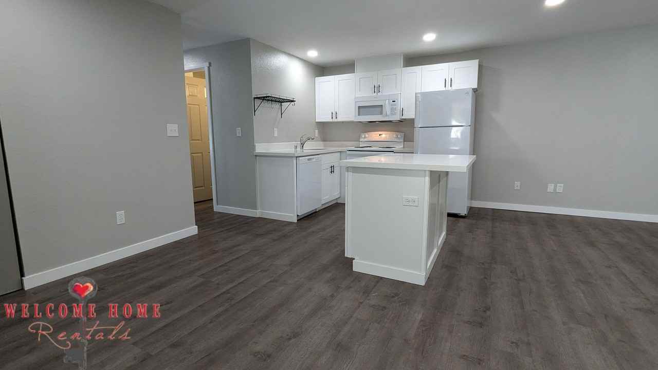 2400 Elliott Avenue Northwest - Photo 7 of 26