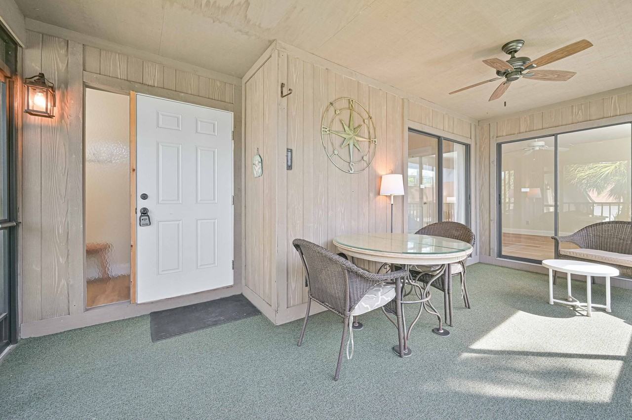 17626 Island Inlet Ct - Photo 2 of 21