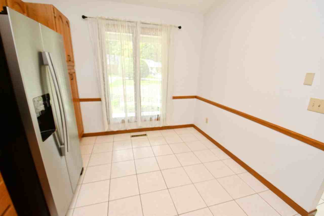 624 Rivers Edge Court - Photo 7 of 33