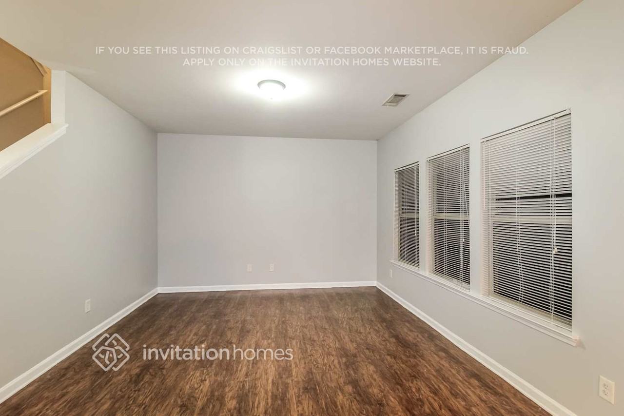 4281 Henry Ridge Ct - Photo 4 of 15