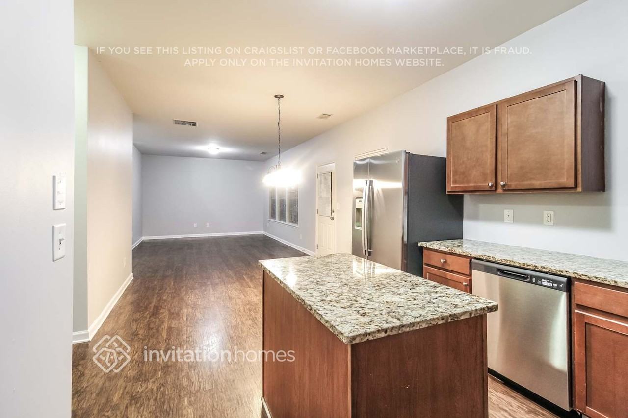 4281 Henry Ridge Ct - Photo 6 of 15