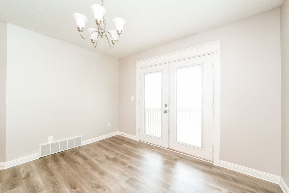 1583 Nw - Photo 5 of 17