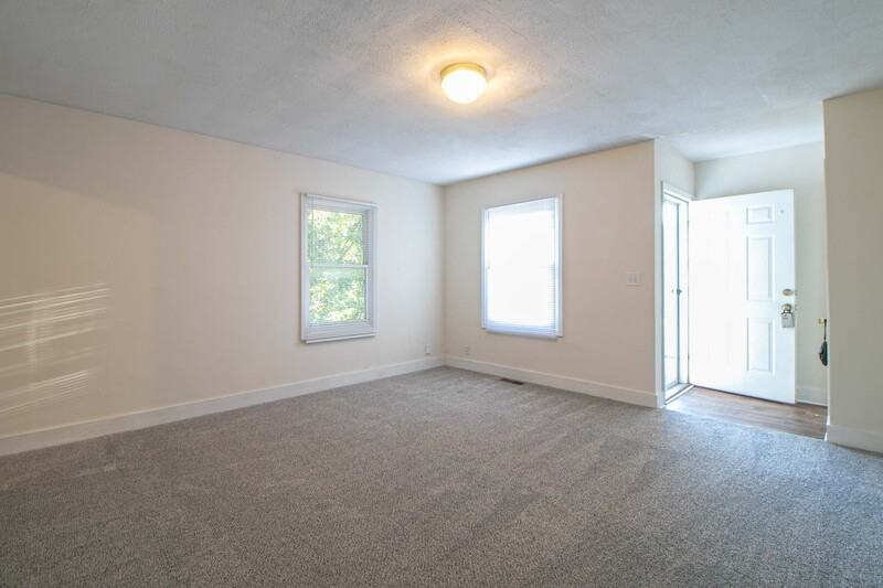 37040 802 #B - Photo 3 of 16