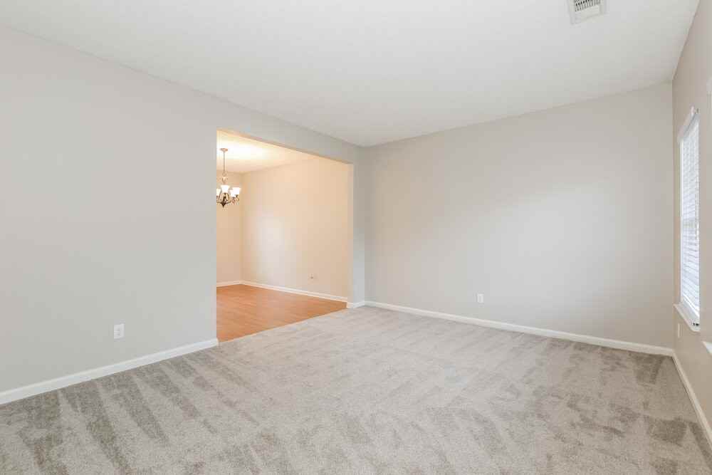 1607 Thornwick Trce - Photo 4 of 17