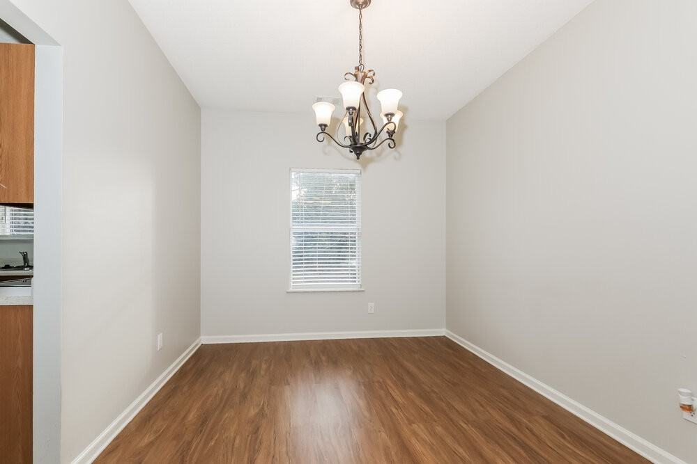 1607 Thornwick Trce - Photo 5 of 17