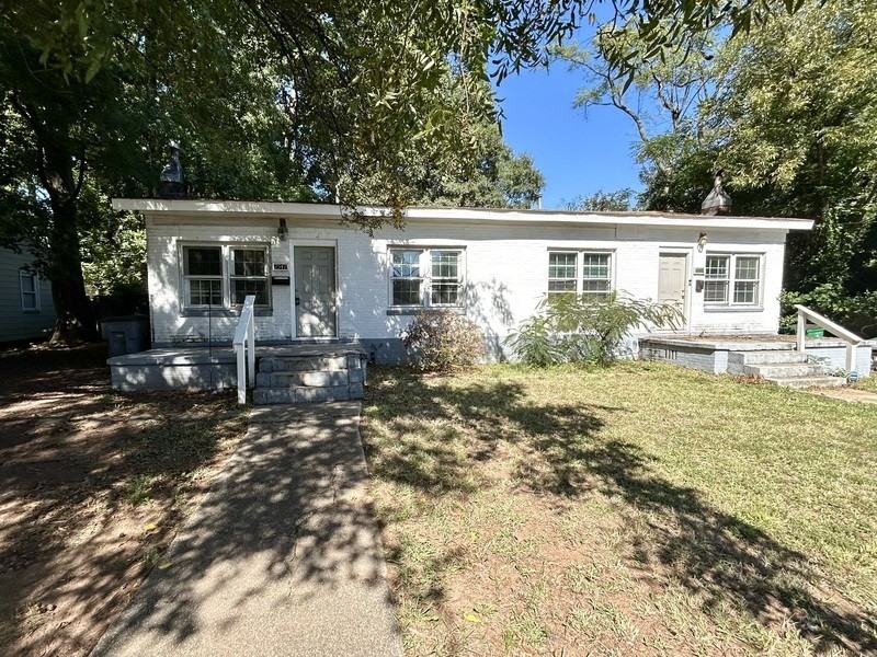 2547 Pinckney Ave - Photo 2 of 16