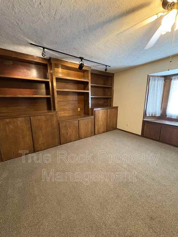 23185 Cr - Photo 4 of 26