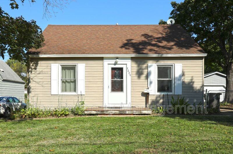 1221 Broad St - Photo 3 of 20