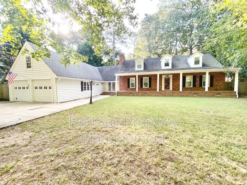 801 Wormley Creek Dr - Photo 3 of 32