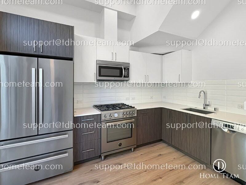 3015 30th Ave W #C - Photo 6 of 27