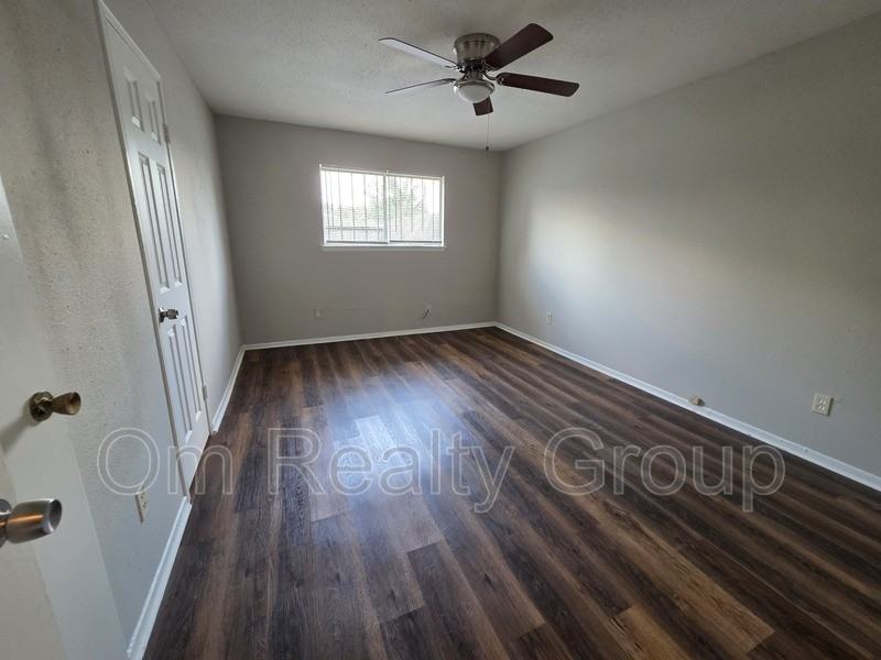 12724 Shannon Hills Dr - Photo 7 of 12