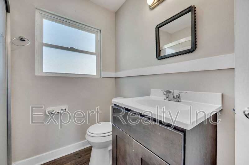 1037 57th St W #AL1 - Photo 7 of 26