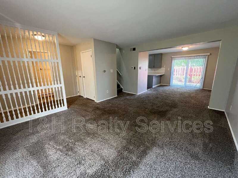 724 Southfield Ct - Photo 4 of 16