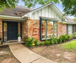 712 Willow Creek Dr - Photo 1 of 1