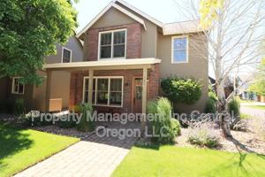 featured image of 577 W Jefferson Ave