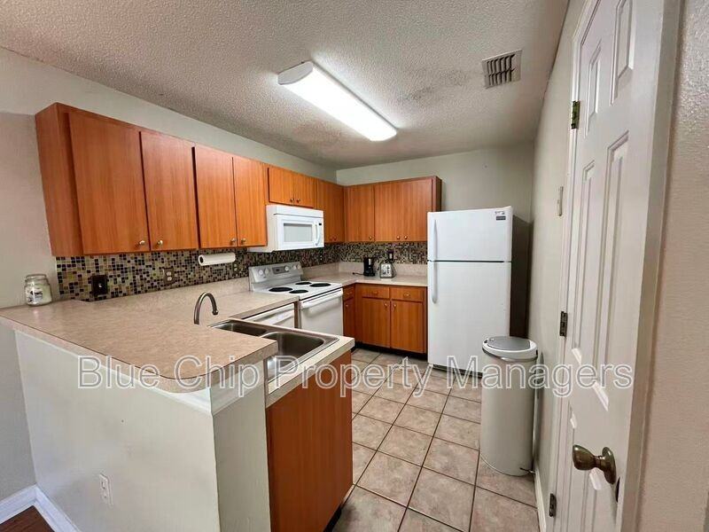 713 Lake Marion Golf Resort - Photo 2 of 10