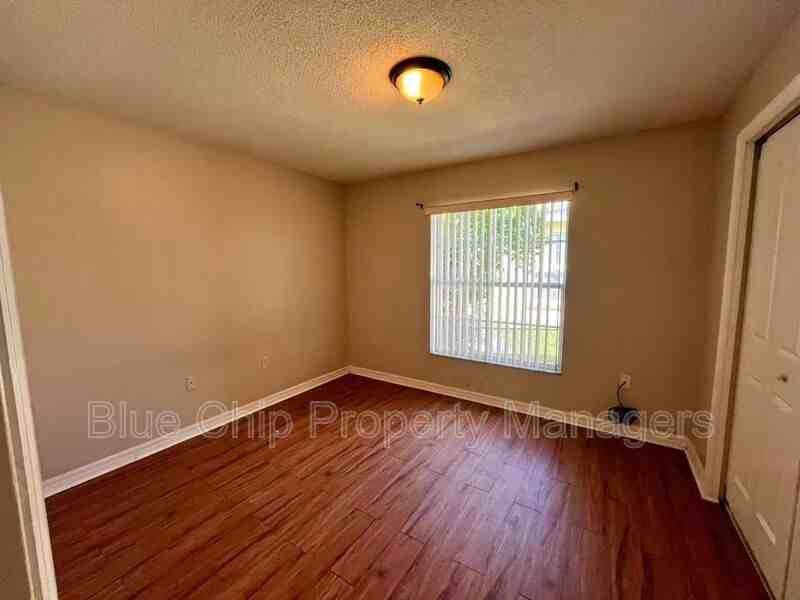 713 Lake Marion Golf Resort - Photo 5 of 10