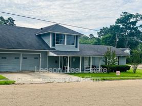 802 Jefferson St - Photo 1 of 1