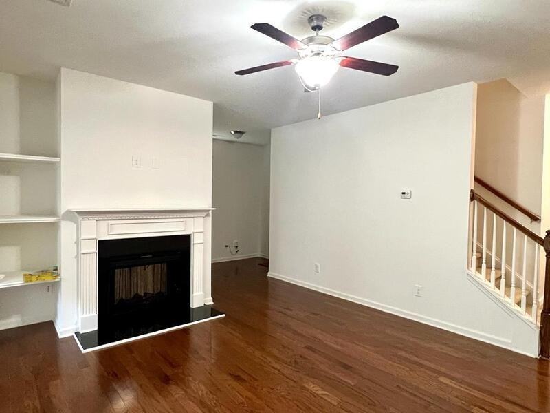 6355 Story Cir - Photo 2 of 15