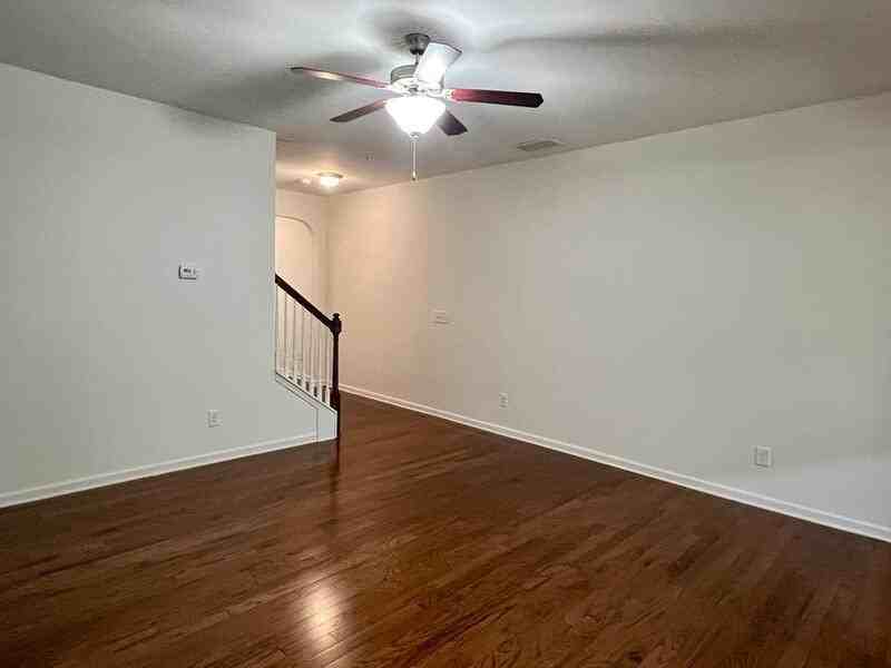 6355 Story Cir - Photo 3 of 15