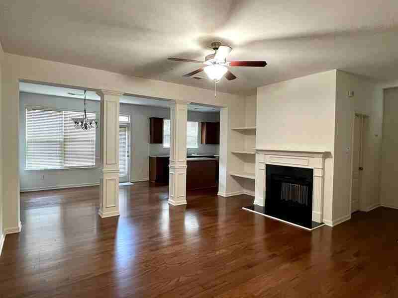 6355 Story Cir - Photo 4 of 15