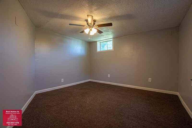 1422 N 38th St - Photo 5 of 12