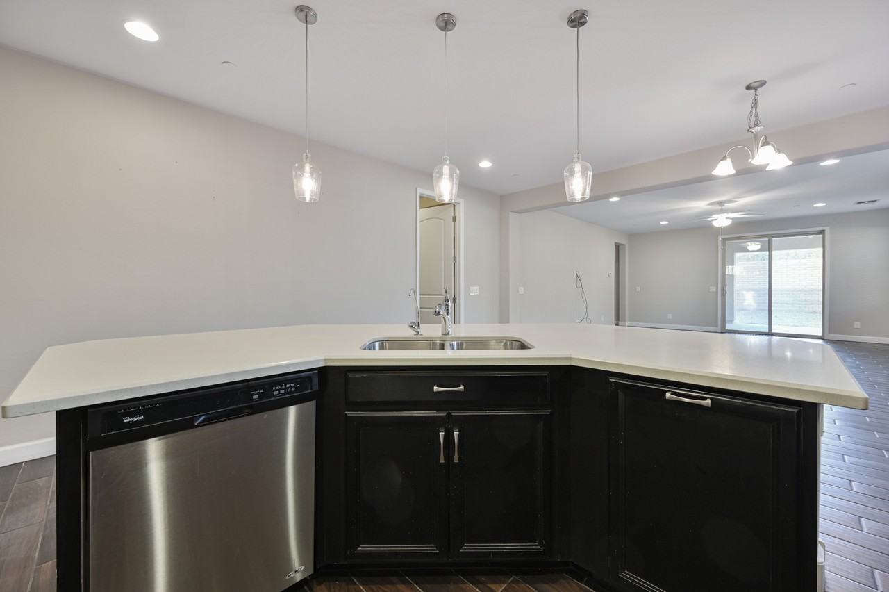 32156 North 132nd Drive - Photo 6 of 35