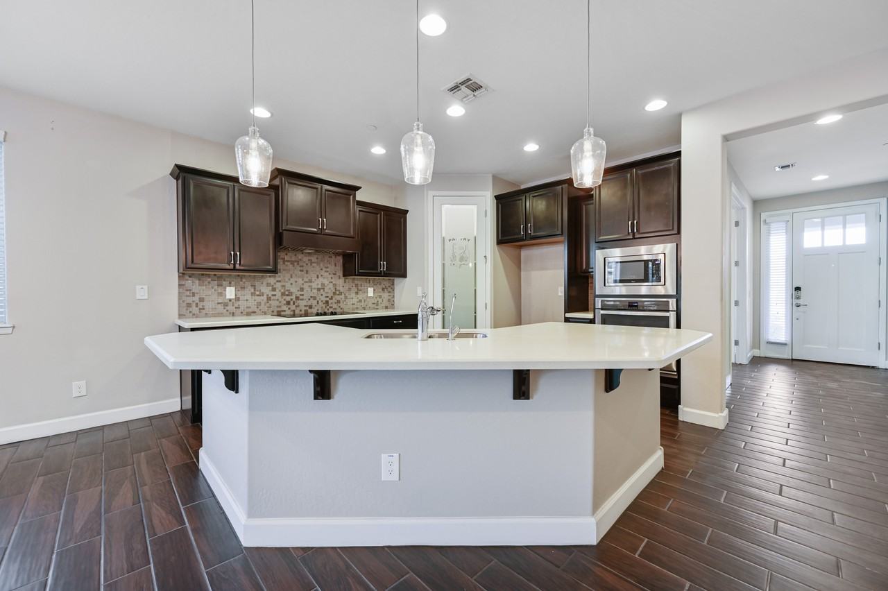 32156 North 132nd Drive - Photo 7 of 35