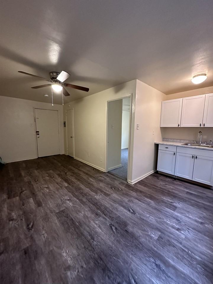 115 Mount Lebanon Boulevard - Photo 2 of 9