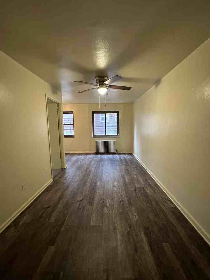 115 Mount Lebanon Boulevard - Photo 3 of 9