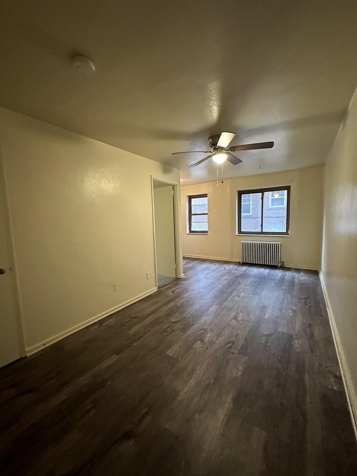 115 Mount Lebanon Boulevard - Photo 4 of 9