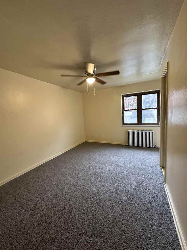 115 Mount Lebanon Boulevard - Photo 5 of 9