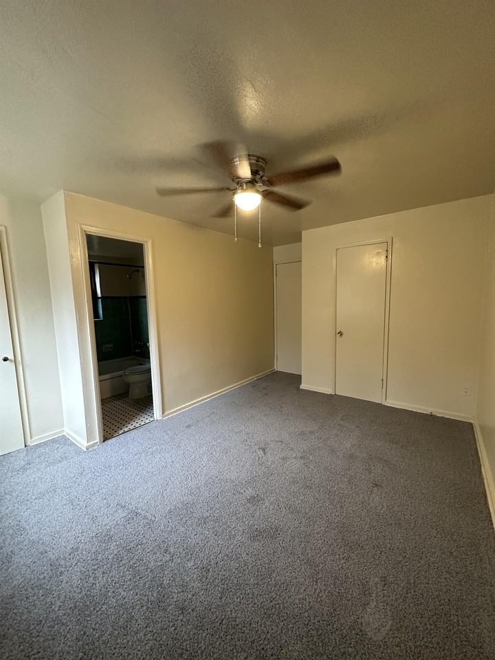 115 Mount Lebanon Boulevard - Photo 6 of 9