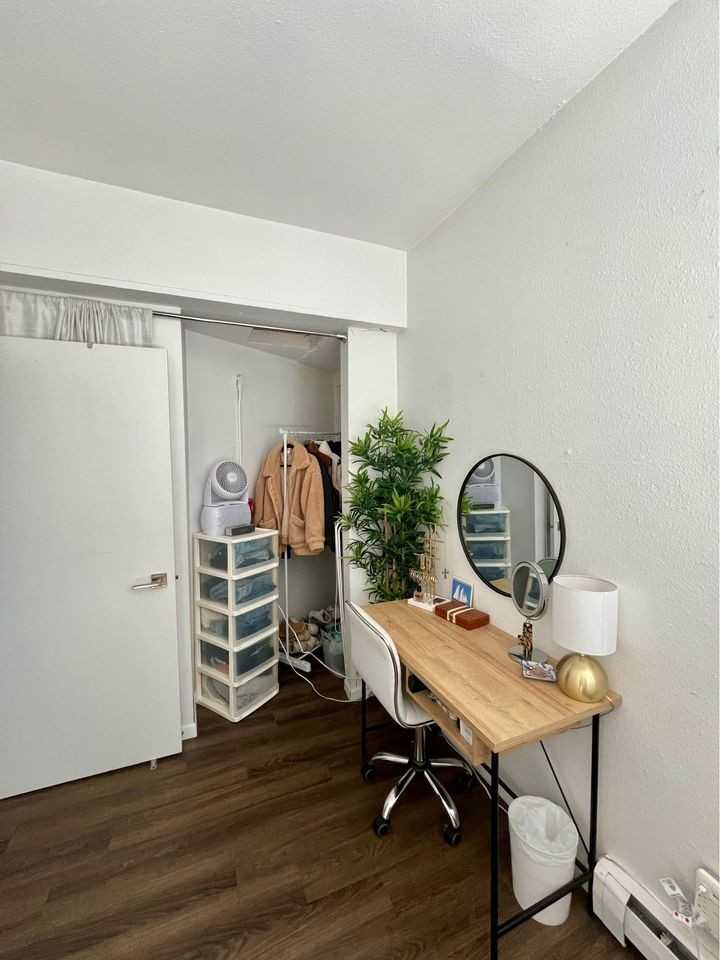 627/629 Mendota Court - Photo 7 of 50