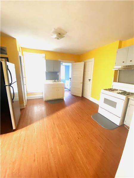 216 Jacquette St #B - Photo 5 of 7