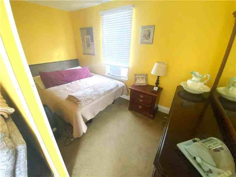 216 Jacquette St #B - Photo 6 of 7