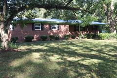 Vanderbilt Drive 3813 - Photo 1 of 1