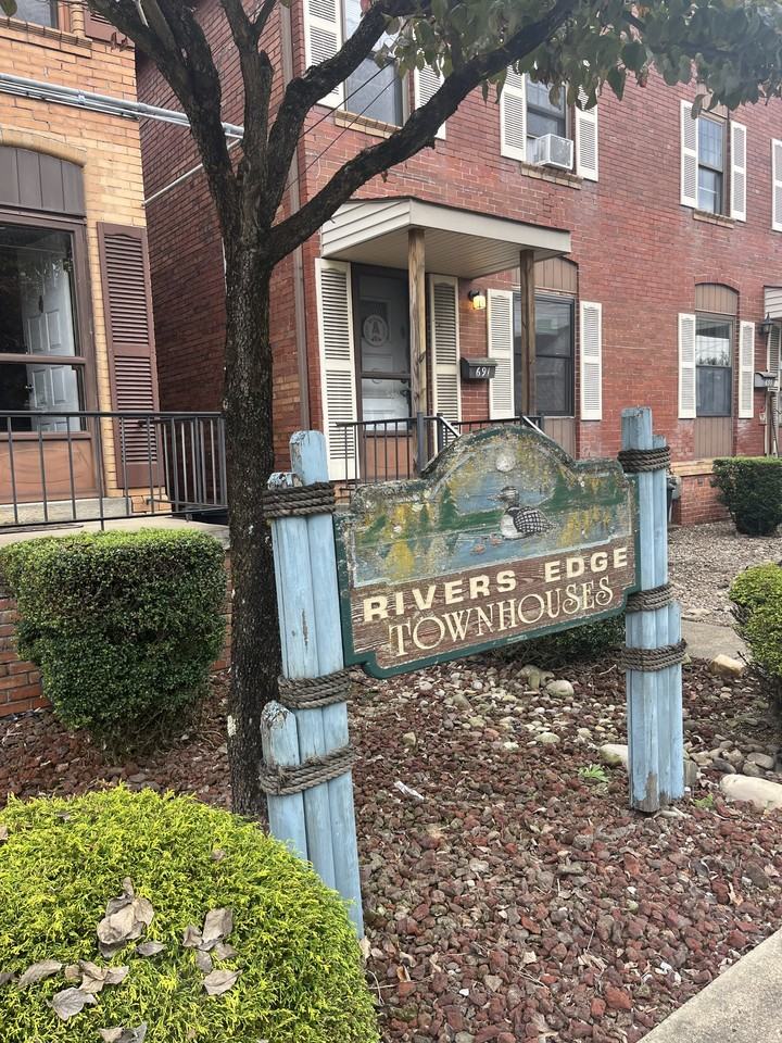 683-697 N. Water Street - Photo 2 of 17