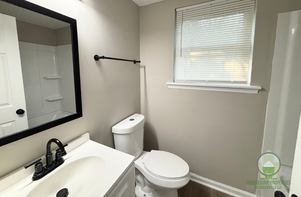 710 North Maple Street - Photo 6 of 20