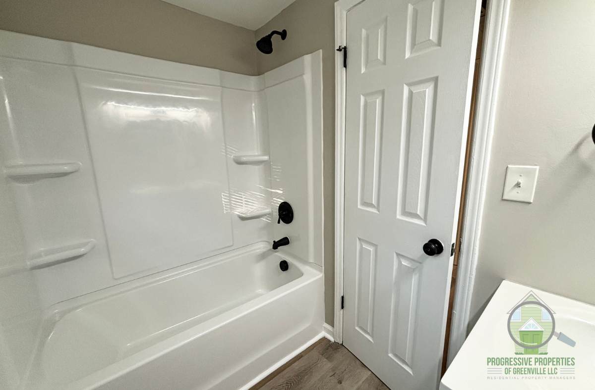 710 North Maple Street - Photo 7 of 20