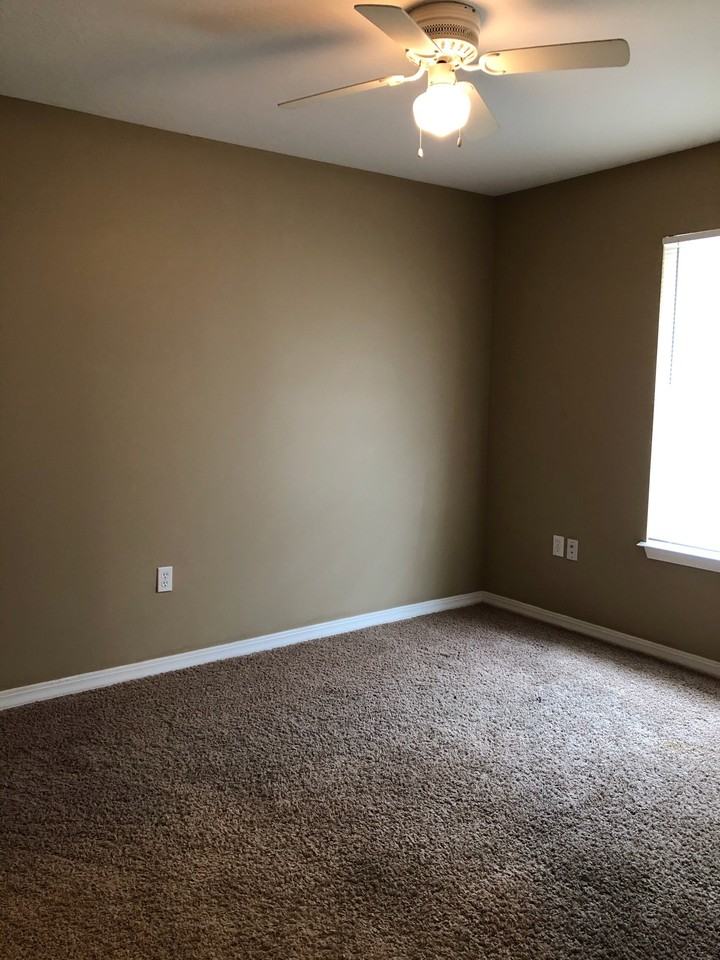 Hidden Pointe Drive #63 - Photo 6 of 10