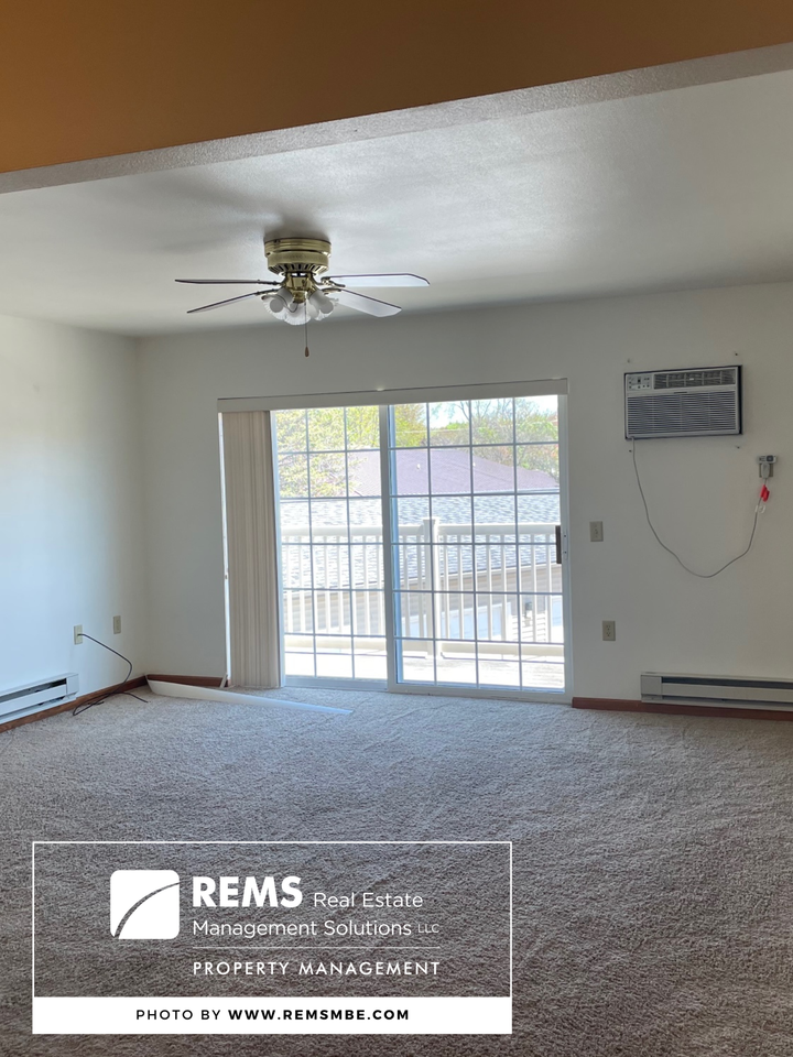 1125 17th Court - Photo 2 of 24