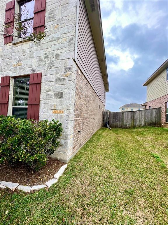 104 Kleine Lane - Photo 3 of 21