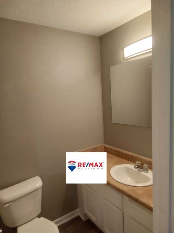 W. 30th Apartments - Photo 6 of 6