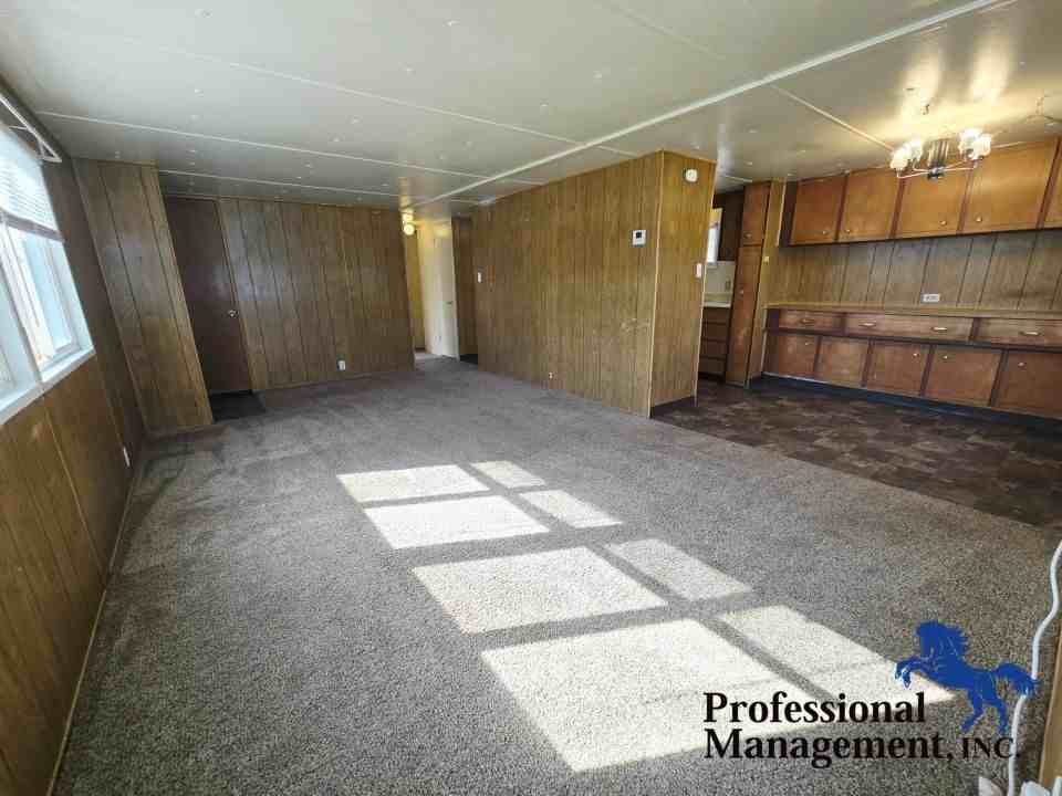 813 Heights Ln - Photo 2 of 11